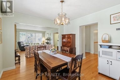 152 HILDA AVENUE Toronto (Newtonbrook West) Ontario photo 15