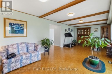 152 HILDA AVENUE Toronto (Newtonbrook West) Ontario photo 23