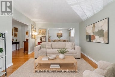 152 HILDA AVENUE Toronto (Newtonbrook West) Ontario photo 7