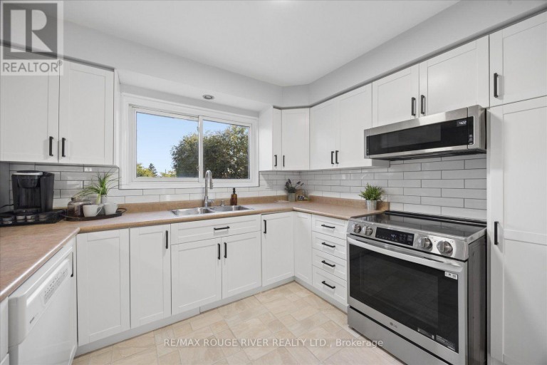 371 ORMOND DRIVE, Oshawa (Samac), Ontario, L1K1J3