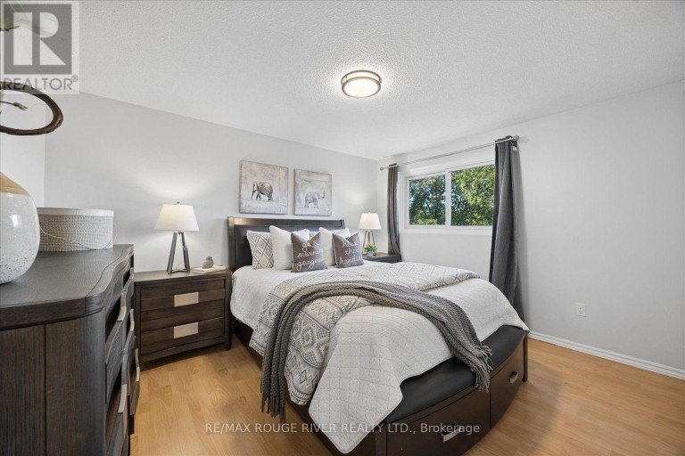 371 ORMOND DRIVE, Oshawa (Samac), Ontario, L1K1J3
