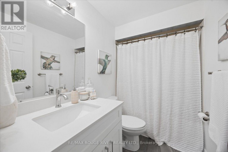 371 ORMOND DRIVE, Oshawa (Samac), Ontario, L1K1J3