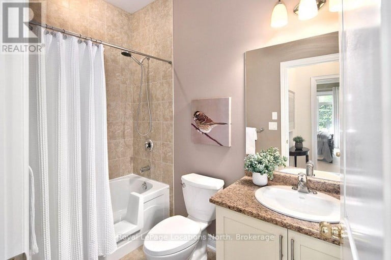102 - 25 BEAVER STREET S, Blue Mountains, Ontario, N0H2P0