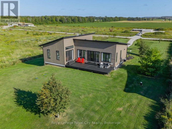 103 UGOVSEK CRESCENT, Meaford, Ontario, N0H1B0