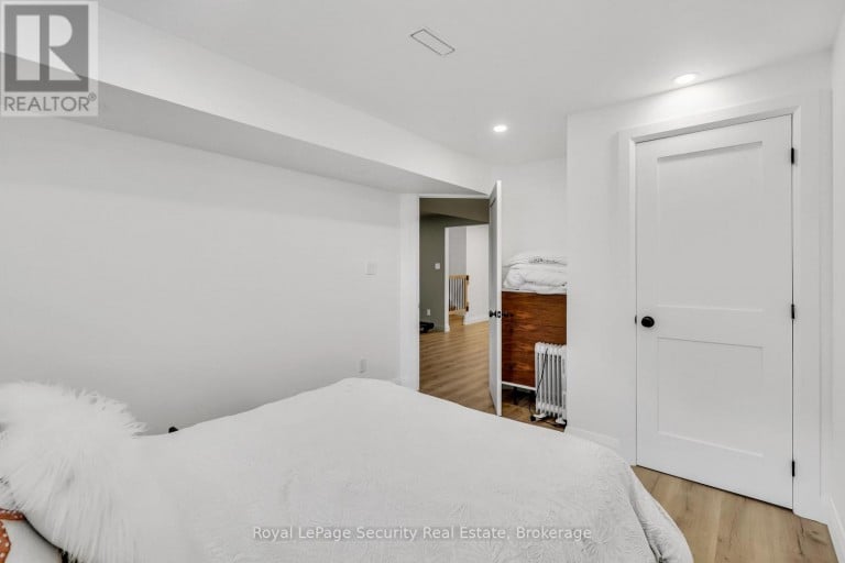 1045 LEBANON DRIVE, Innisfil (Alcona), Ontario, L9S2B7