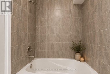 15 SISSONS WAY Markham (Cedar Grove) Ontario photo 11