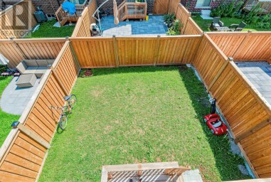 15 SISSONS WAY Markham (Cedar Grove) Ontario photo 16