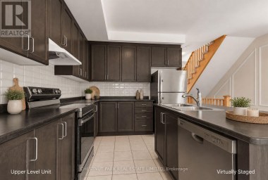 15 SISSONS WAY Markham (Cedar Grove) Ontario photo 5