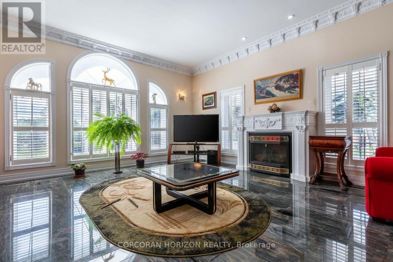 16 ROSEGARDEN DRIVE, Brampton (Toronto Gore Rural Estate), Ontario, L6P0E6