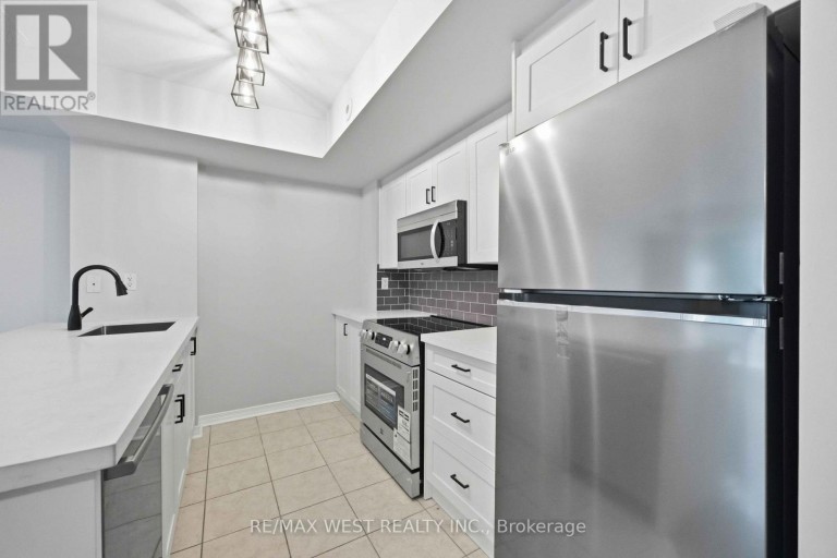 122 - 20 ELSIE LANE, Toronto (Dovercourt-Wallace Emerson-Junction), Ontario, M6P3N9
