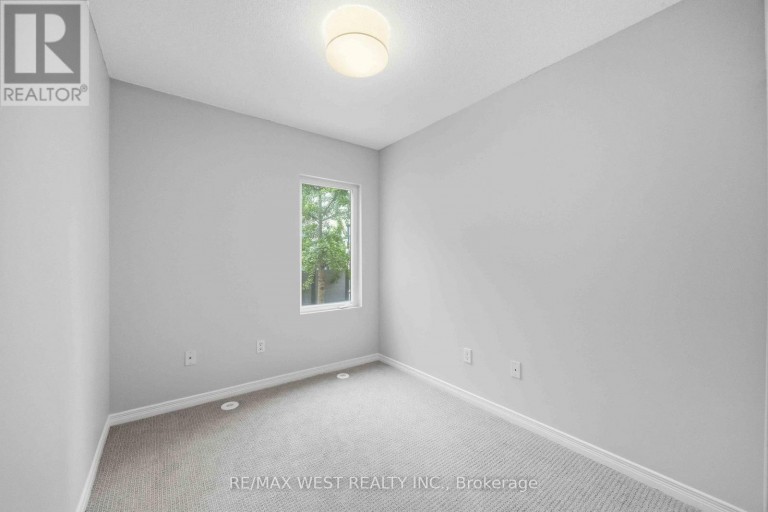 122 - 20 ELSIE LANE, Toronto (Dovercourt-Wallace Emerson-Junction), Ontario, M6P3N9