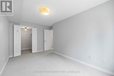 122 - 20 ELSIE LANE Toronto (Dovercourt-Wallace Emerson-Junction) Ontario photo 29