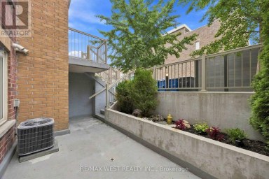 122 - 20 ELSIE LANE Toronto (Dovercourt-Wallace Emerson-Junction) Ontario photo 6
