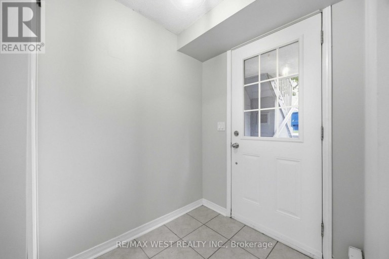 122 - 20 ELSIE LANE, Toronto (Dovercourt-Wallace Emerson-Junction), Ontario, M6P3N9