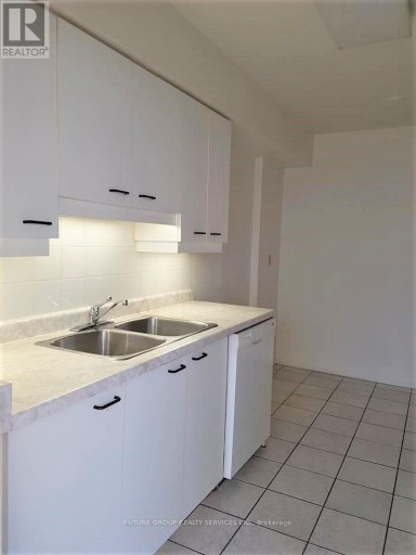 1008 - 55 ELM DRIVE W, Mississauga (City Centre), Ontario, L5B3Z3