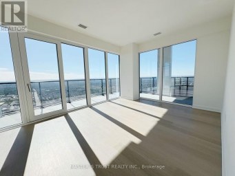 7502 - 448 BURNHAMTHORPE ROAD W Mississauga (City Centre) Ontario photo 4
