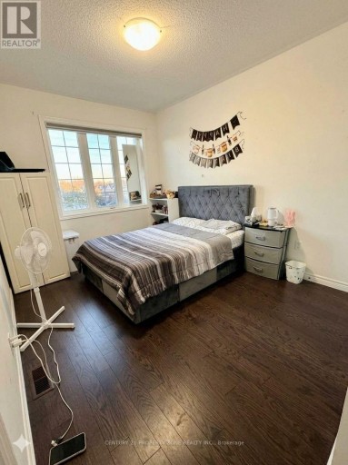 MAIN/UPPER - 31 HASHMI PLACE, Brampton (Credit Valley), Ontario, L6Y6J9
