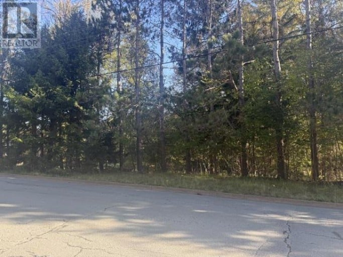 7 Olympiad Avenue, Bridgewater, Nova Scotia (id 202624120)