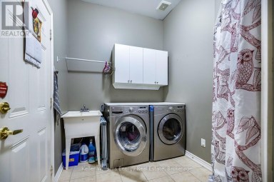 409 HARRIS STREET Whitby (Downtown Whitby) Ontario photo 5