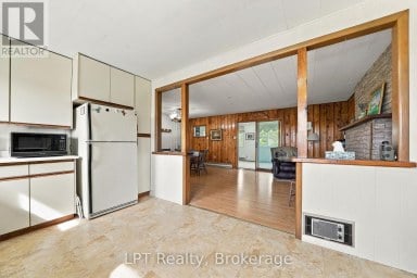 159 POINT PLEASANT LANE Prince Edward County (North Marysburg Ward) Ontario photo 10