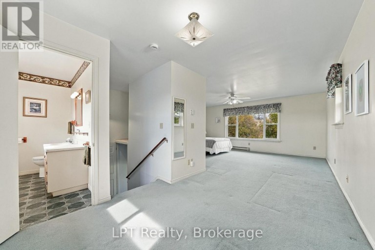 159 POINT PLEASANT LANE, Prince Edward County (North Marysburg Ward), Ontario, K0K2T0