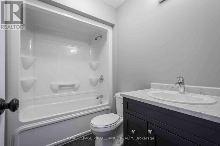 123 FARRINGTON CRESCENT, Prince Edward County (Picton Ward), Ontario, K0K2T0