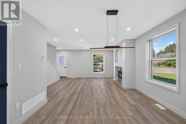 118 DELAWARE STREET, London East (East M), Ontario, N5Z2N5