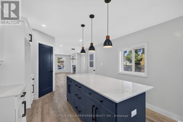 118 DELAWARE STREET, London East (East M), Ontario, N5Z2N5