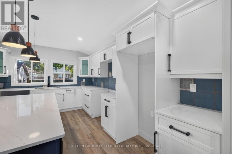 118 DELAWARE STREET, London East (East M), Ontario, N5Z2N5