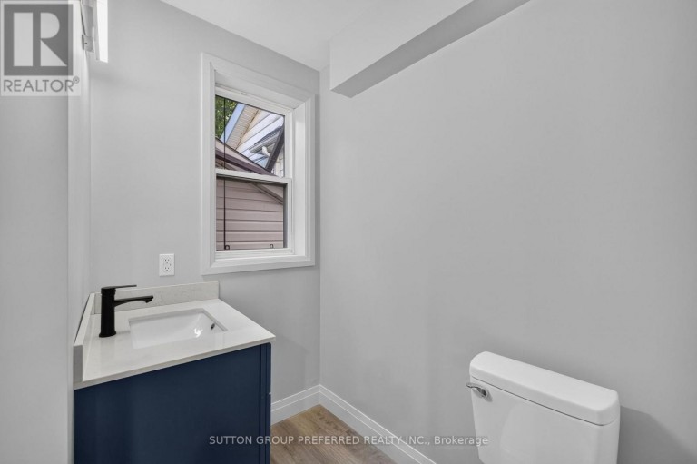 118 DELAWARE STREET, London East (East M), Ontario, N5Z2N5