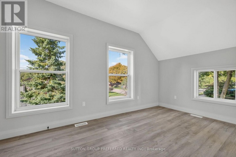 118 DELAWARE STREET, London East (East M), Ontario, N5Z2N5