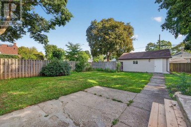 118 DELAWARE STREET London East (East M) Ontario photo 36