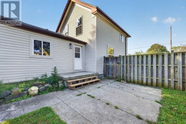 118 DELAWARE STREET London East (East M) Ontario photo 5
