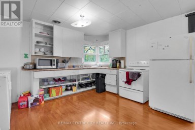 2 SAUNBY STREET London North (North K) Ontario photo 11