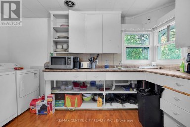 2 SAUNBY STREET London North (North K) Ontario photo 12
