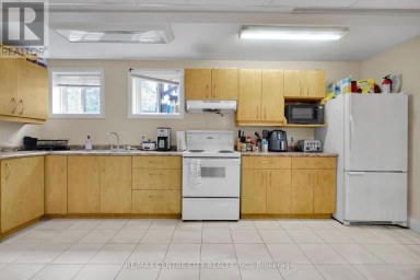 2 SAUNBY STREET London North (North K) Ontario photo 30