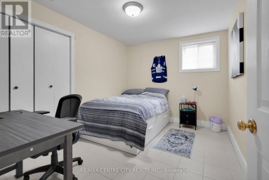 2 SAUNBY STREET London North (North K) Ontario photo 38