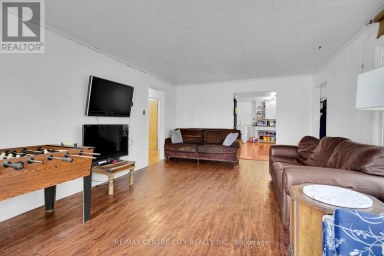 2 SAUNBY STREET London North (North K) Ontario photo 9