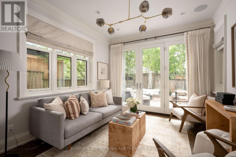 106 HIGHLAND AVENUE, Toronto (Rosedale-Moore Park), Ontario, M4W2A6