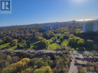 #215 - 5 MASSEY SQUARE Toronto (Crescent Town) Ontario photo 2