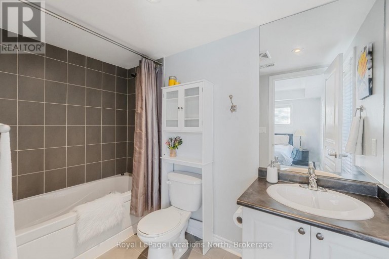 201 - 4 BRANDY LANE DRIVE, Collingwood, Ontario, L9Y0X4
