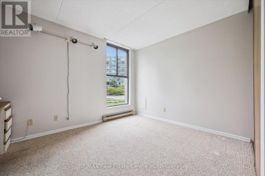 201 - 22 MARILYN DRIVE Guelph (Riverside Park) Ontario photo 16