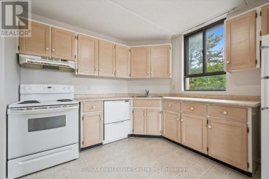 201 - 22 MARILYN DRIVE Guelph (Riverside Park) Ontario photo 7