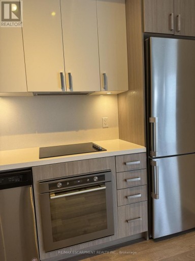 A429 - 5230 DUNDAS STREET, Burlington (Orchard), Ontario, L7L0J5