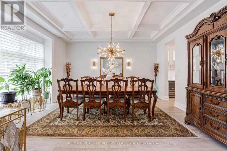 45 SHOREWOOD PLACE, Oakville (SW Southwest), Ontario, L6K3Y3