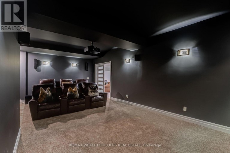 45 SHOREWOOD PLACE, Oakville (SW Southwest), Ontario, L6K3Y3