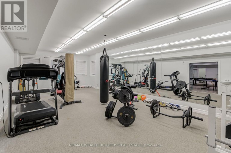 45 SHOREWOOD PLACE, Oakville (SW Southwest), Ontario, L6K3Y3