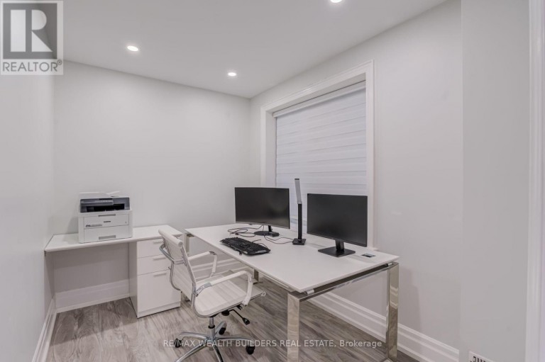 45 SHOREWOOD PLACE, Oakville (SW Southwest), Ontario, L6K3Y3