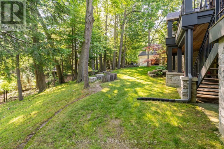 45 SHOREWOOD PLACE, Oakville (SW Southwest), Ontario, L6K3Y3