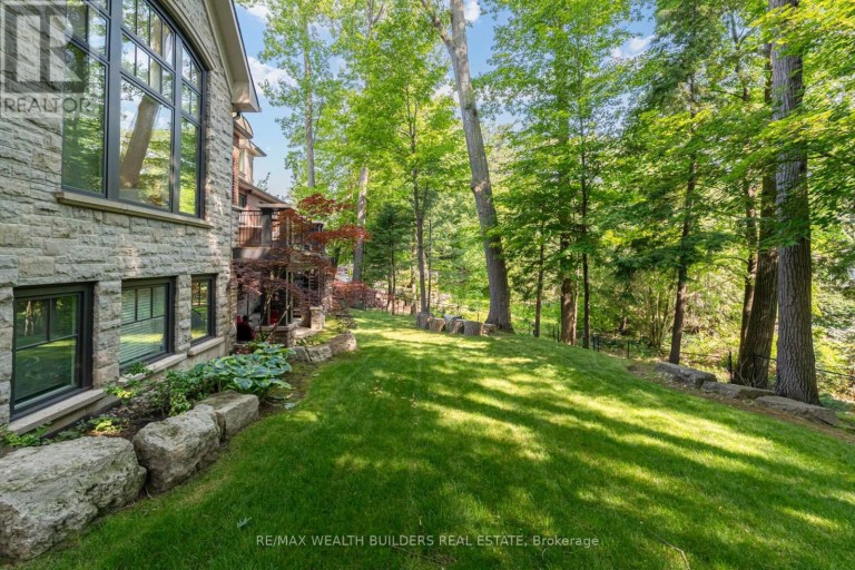 45 SHOREWOOD PLACE, Oakville (SW Southwest), Ontario, L6K3Y3
